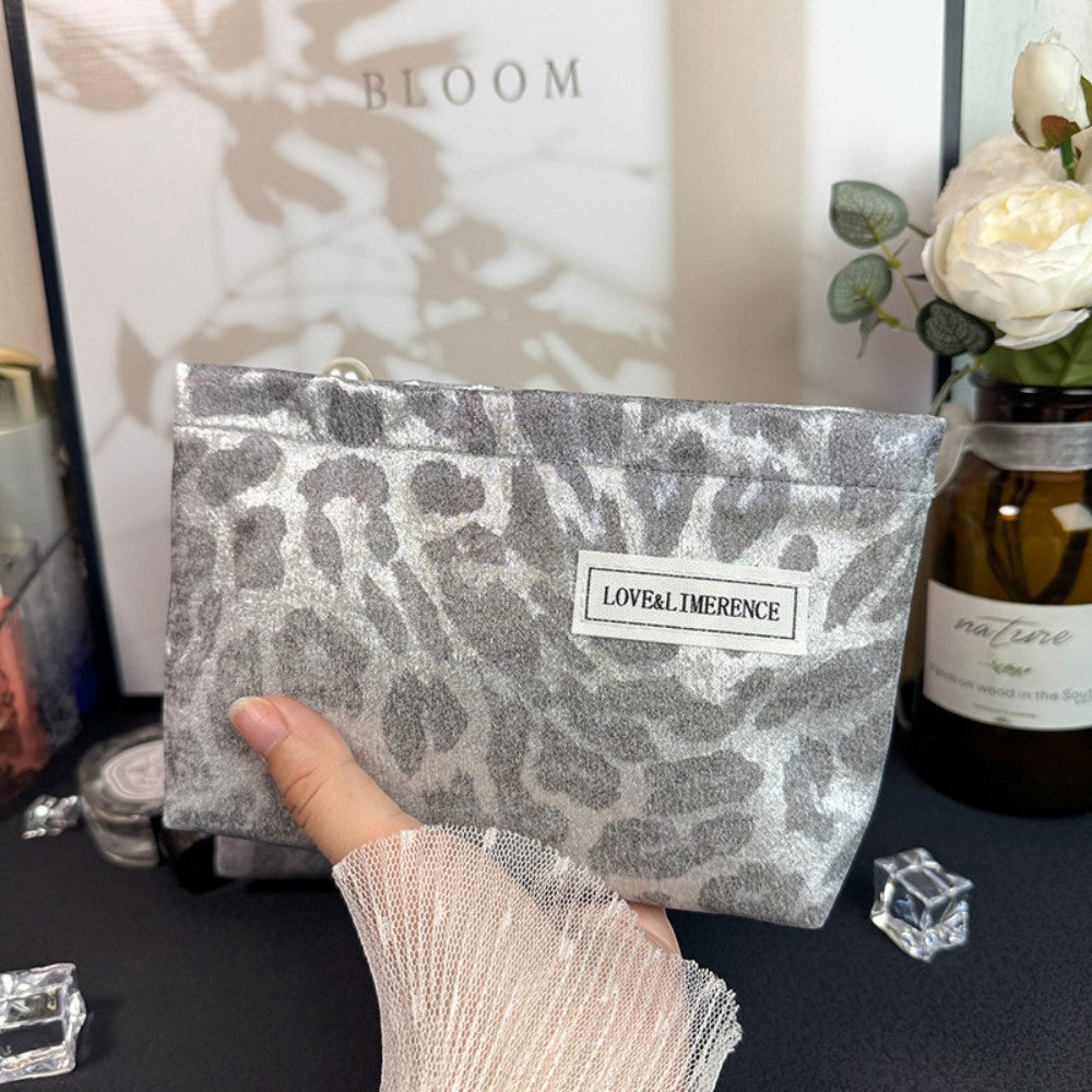 Lumi Flat Pouch　N111