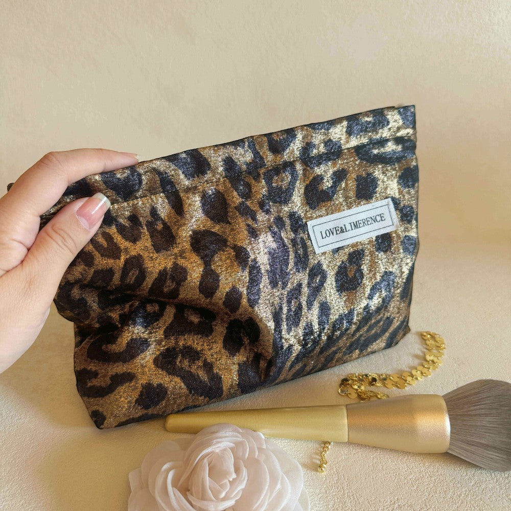 Lumi Flat Pouch　N111