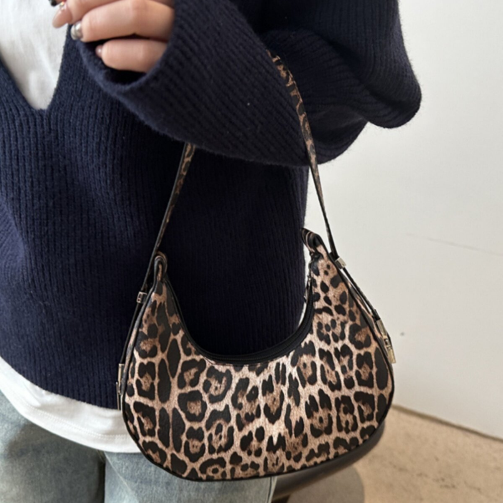 Crescent Underarm Shoulder Bag N151
