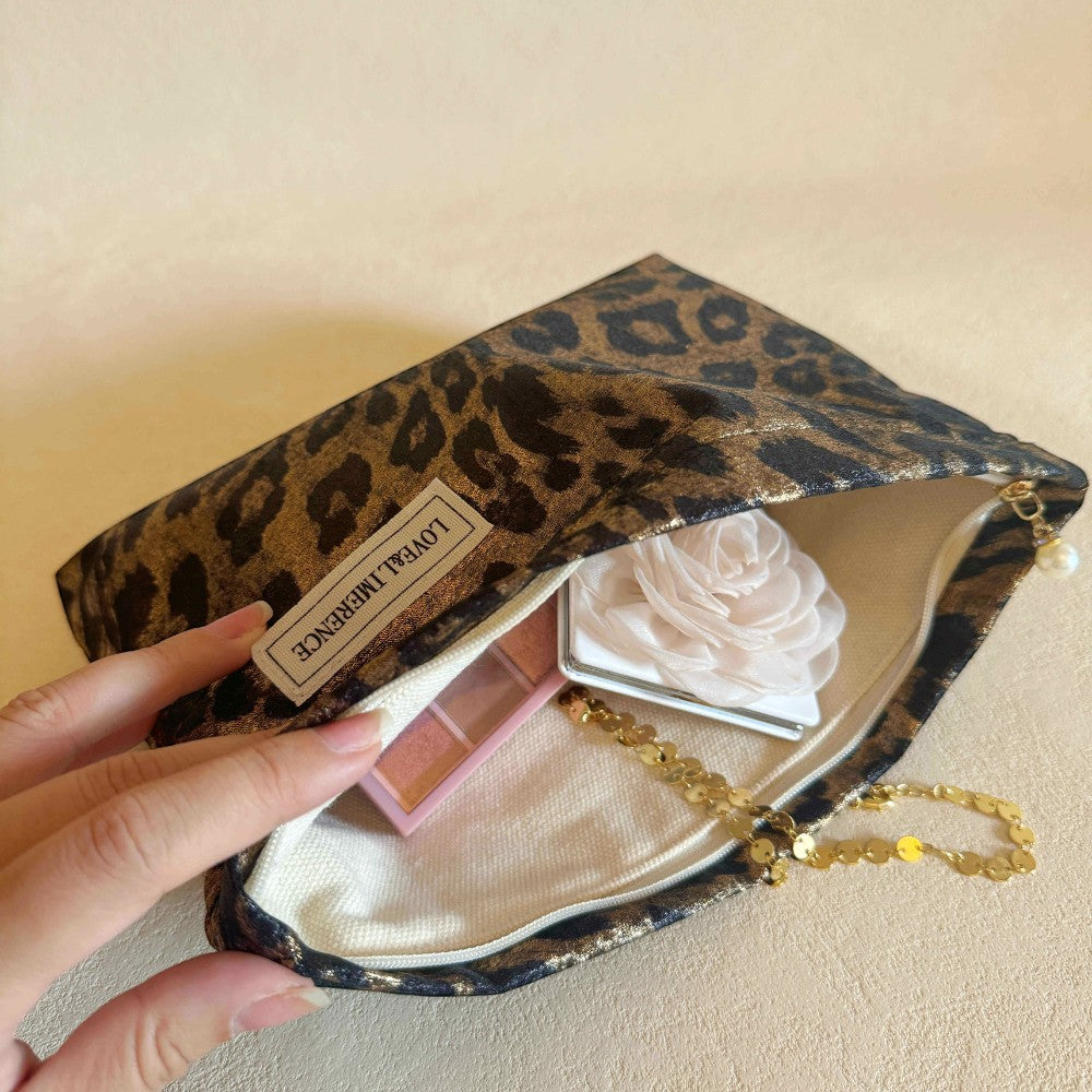 Lumi Flat Pouch　N111