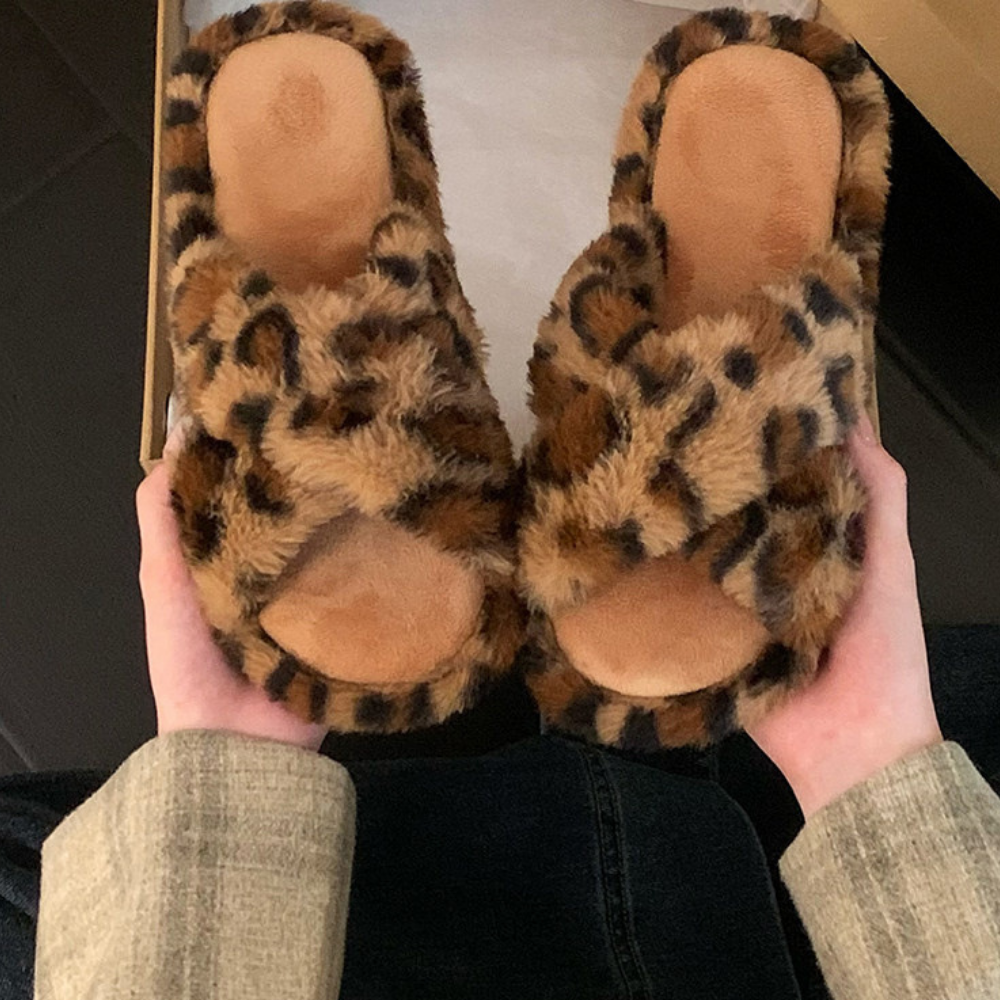 Cross-Strap Open-Toe Slippers N147