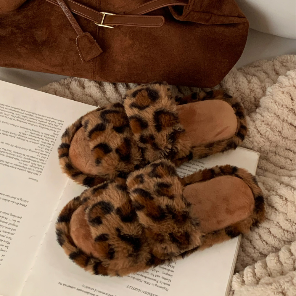 Cross-Strap Open-Toe Slippers N147