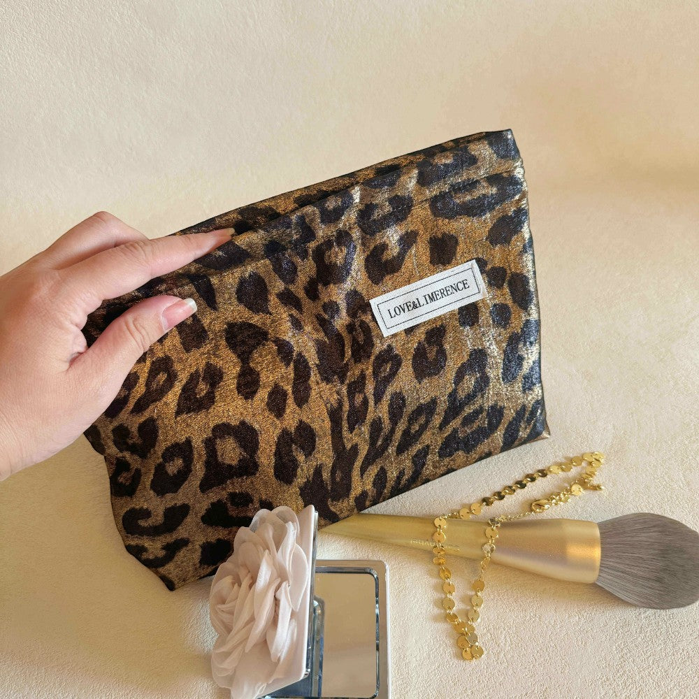 Lumi Flat Pouch　N111