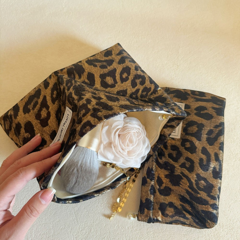 Lumi Flat Pouch　N111