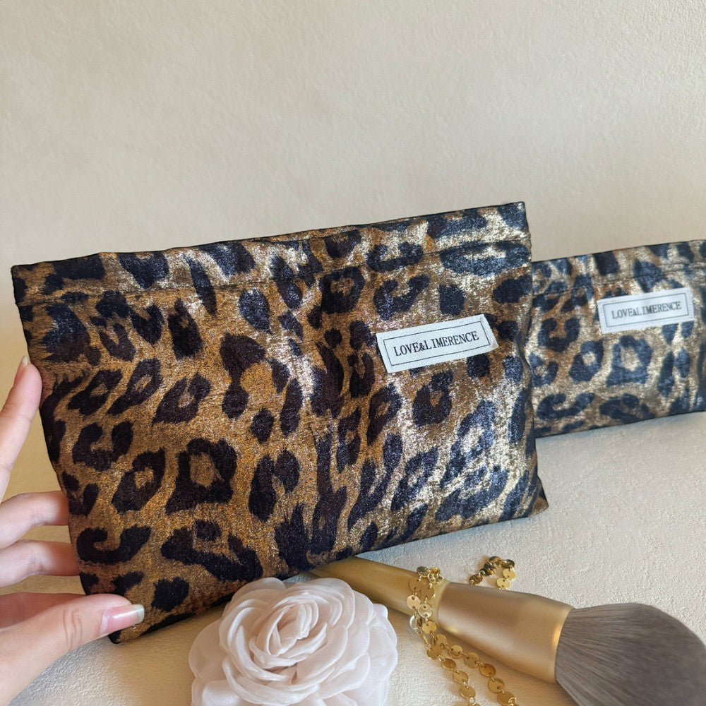 Lumi Flat Pouch　N111