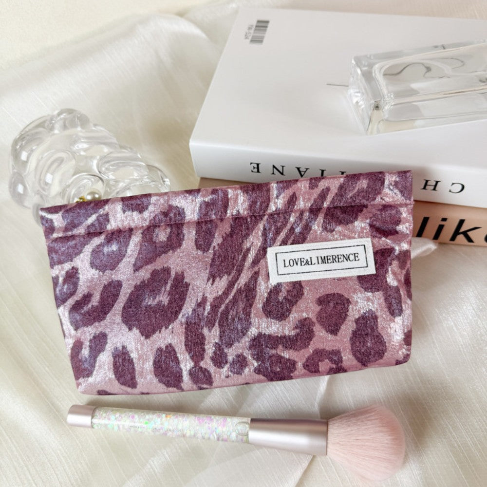 Lumi Flat Pouch　N111