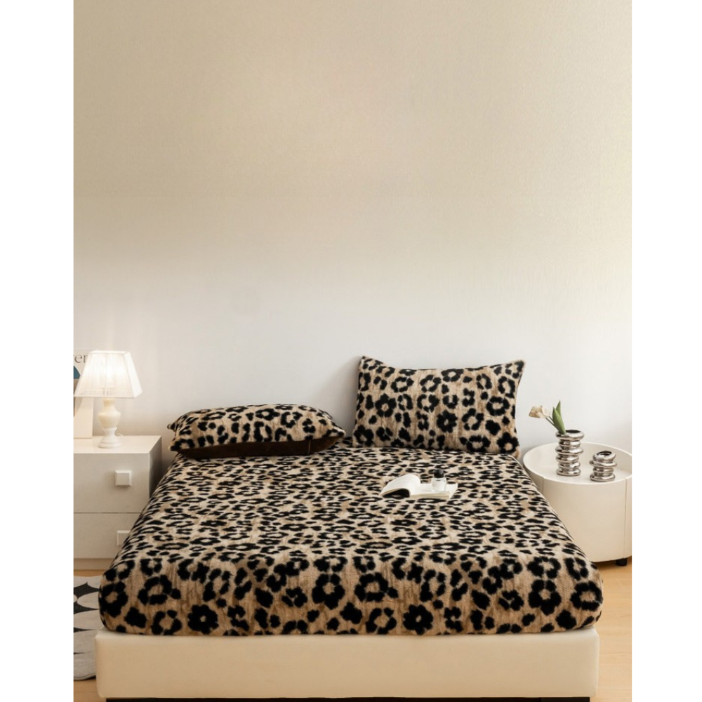 Rabbit Fleece Fitted Bed Sheet Set N131