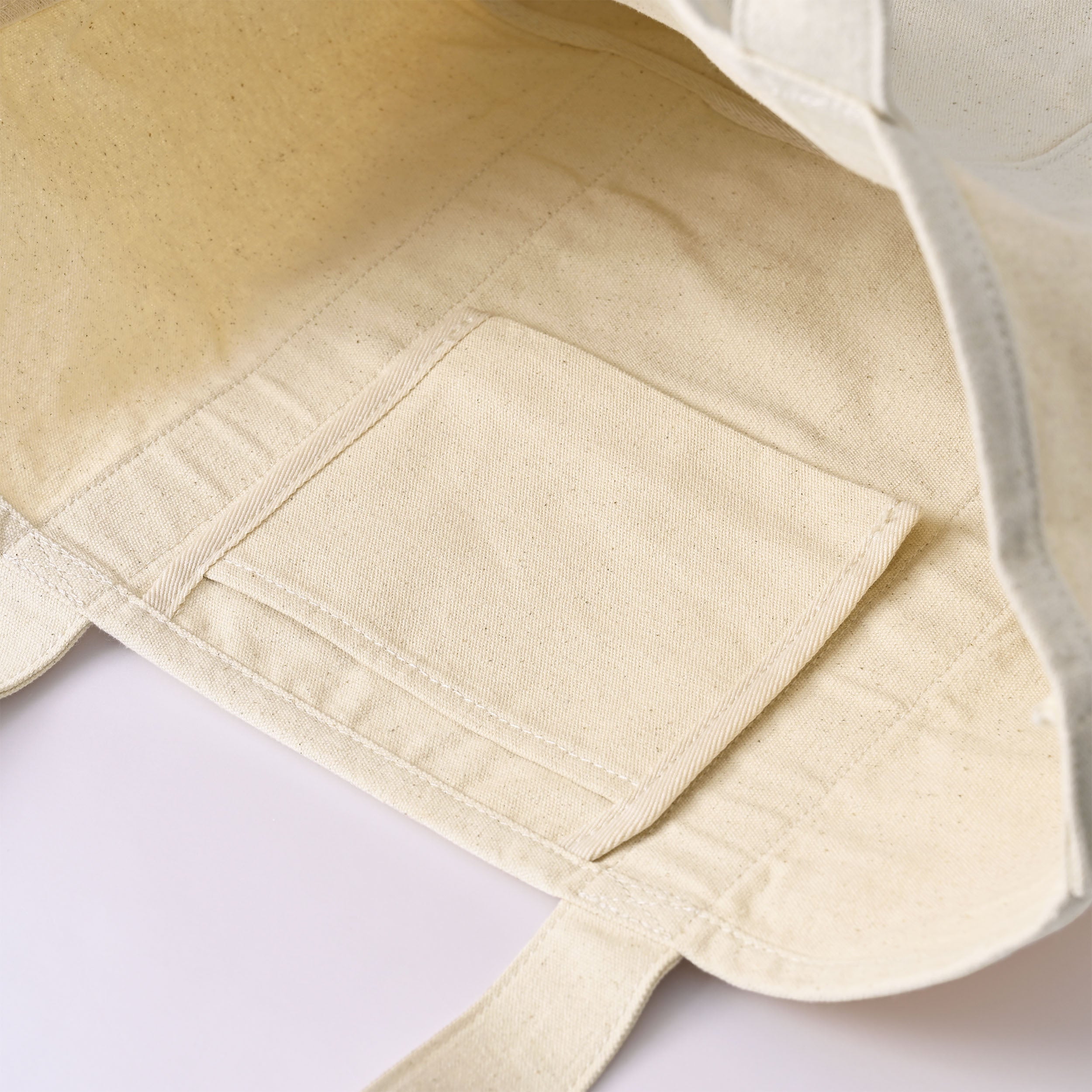 Crest Daily Tote Bag natural image