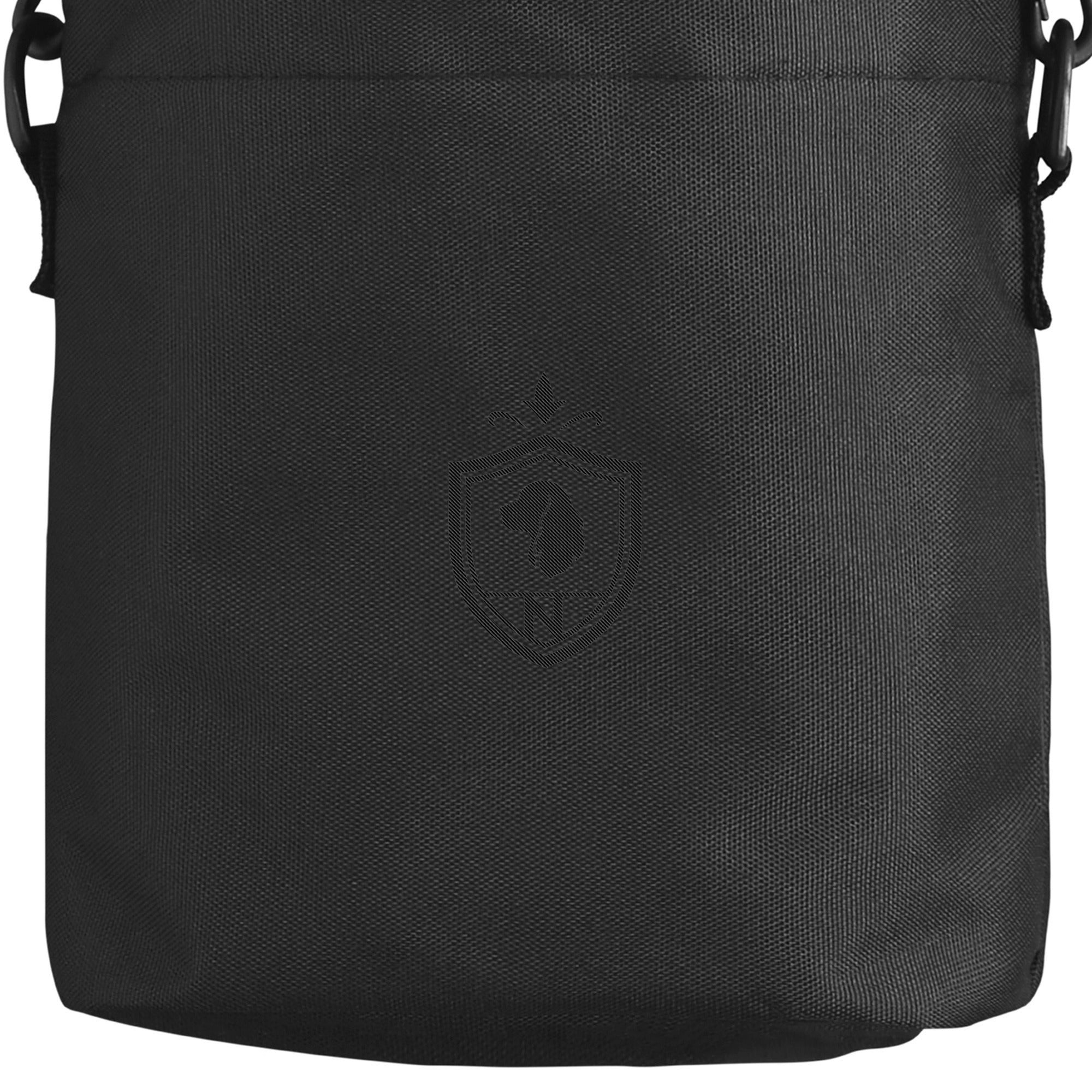 Crest Weekend Shoulder Bag black image