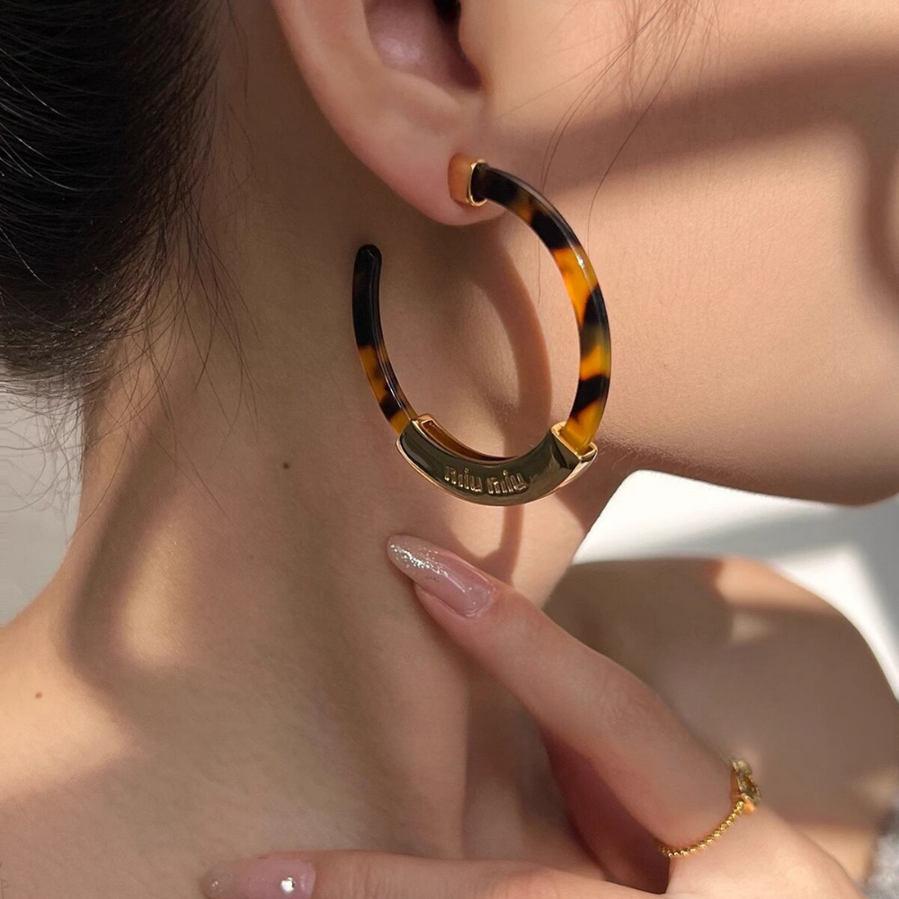Tortoiseshell Hoop Earrings N104