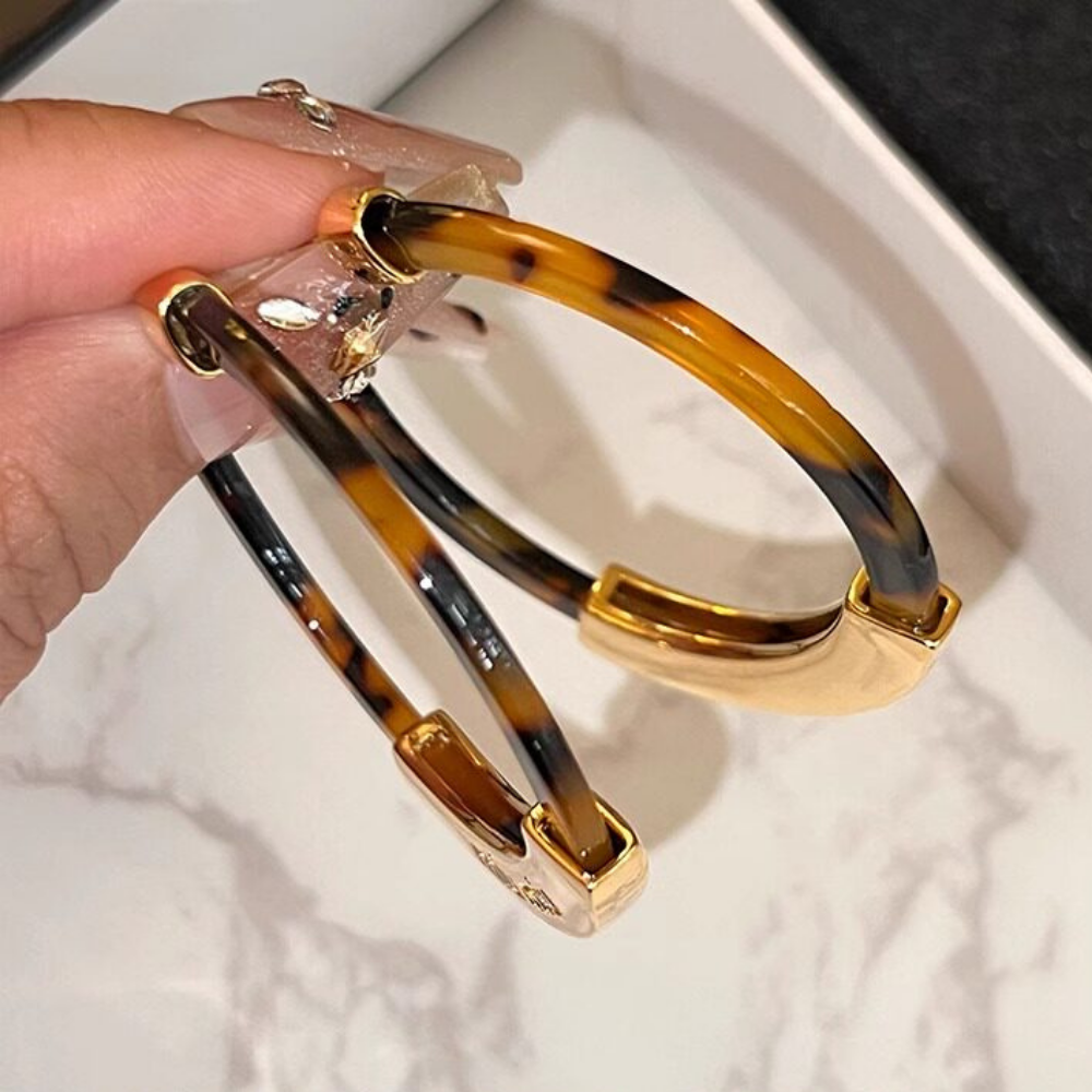Tortoiseshell Hoop Earrings N104
