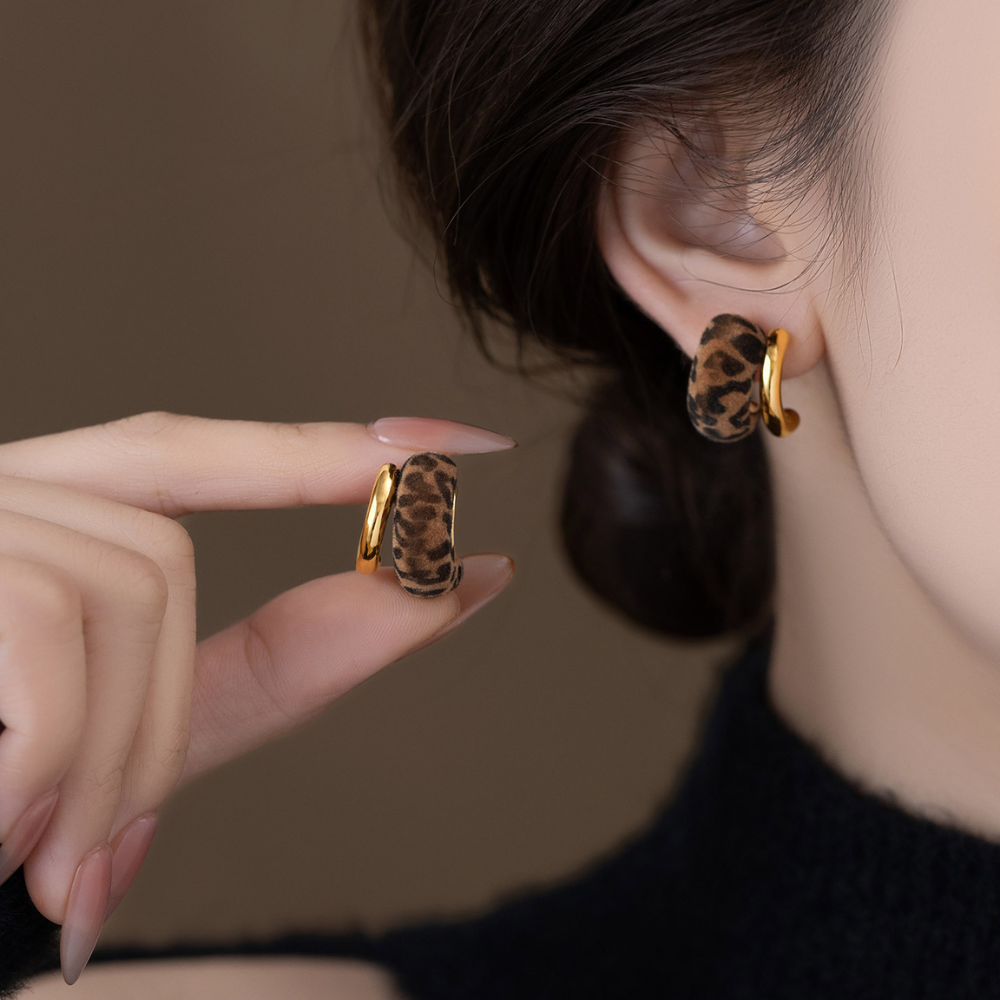 Flocked C-Hoop Earrings N110
