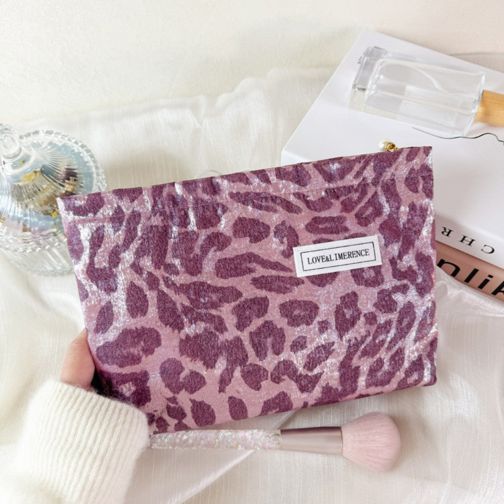 Lumi Flat Pouch　N111