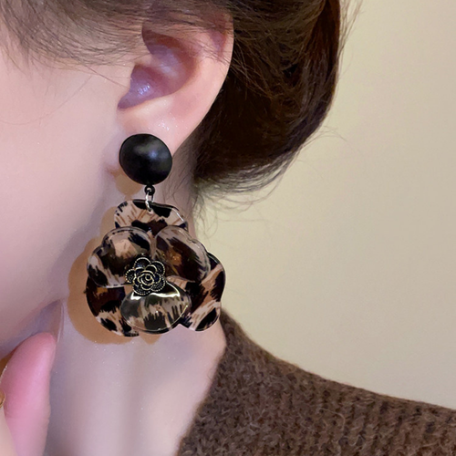 Camellia Flower Drop Earrings N184