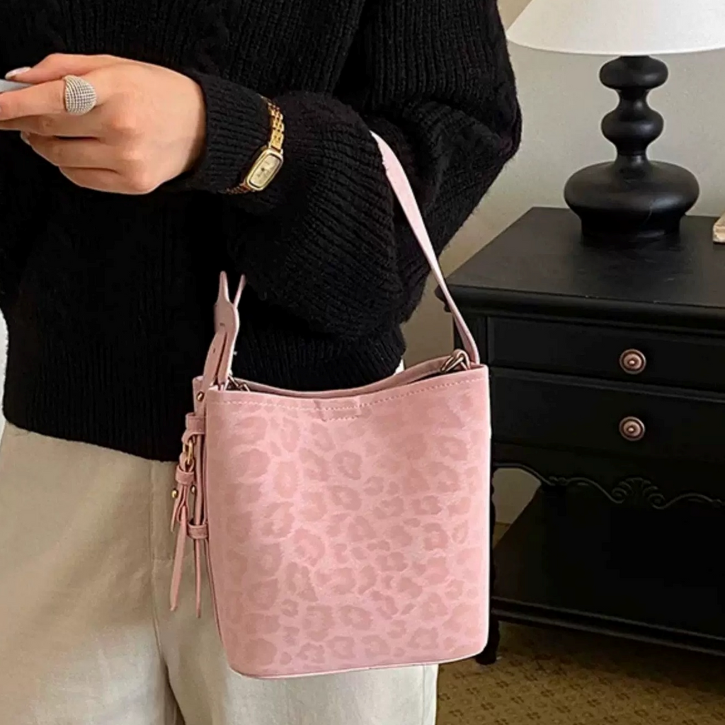 Urban Leopard Bucket Bag N216