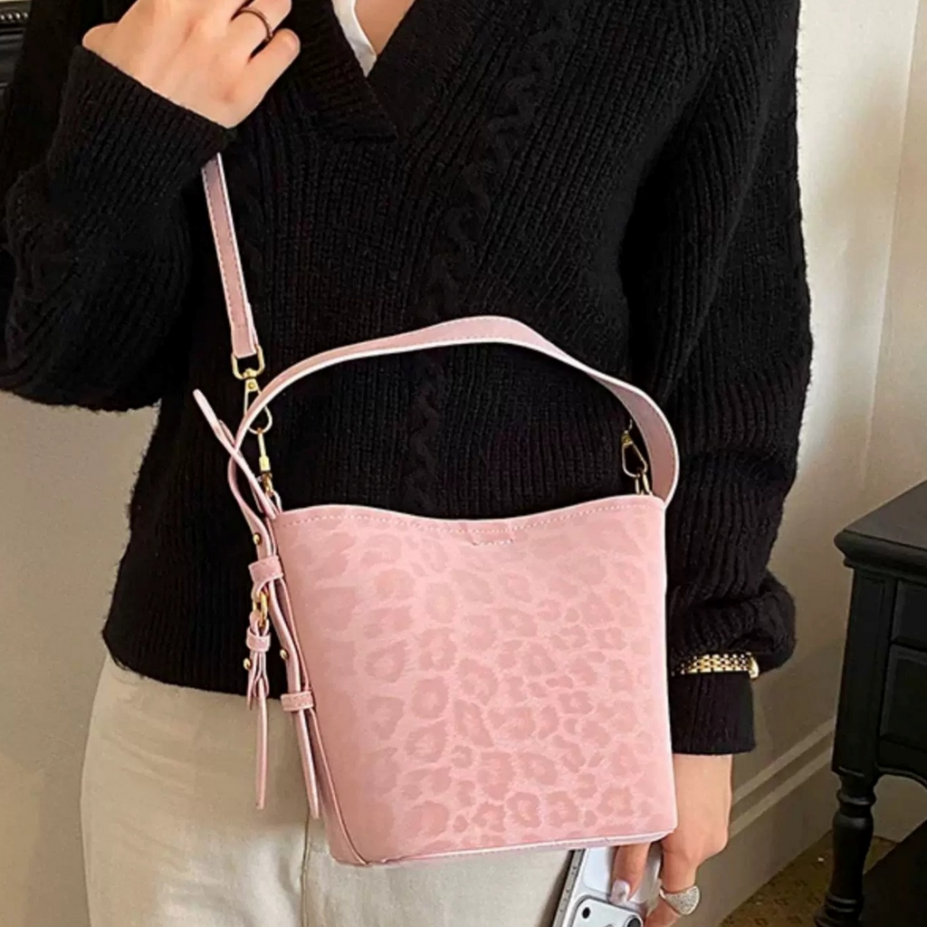Urban Leopard Bucket Bag N216